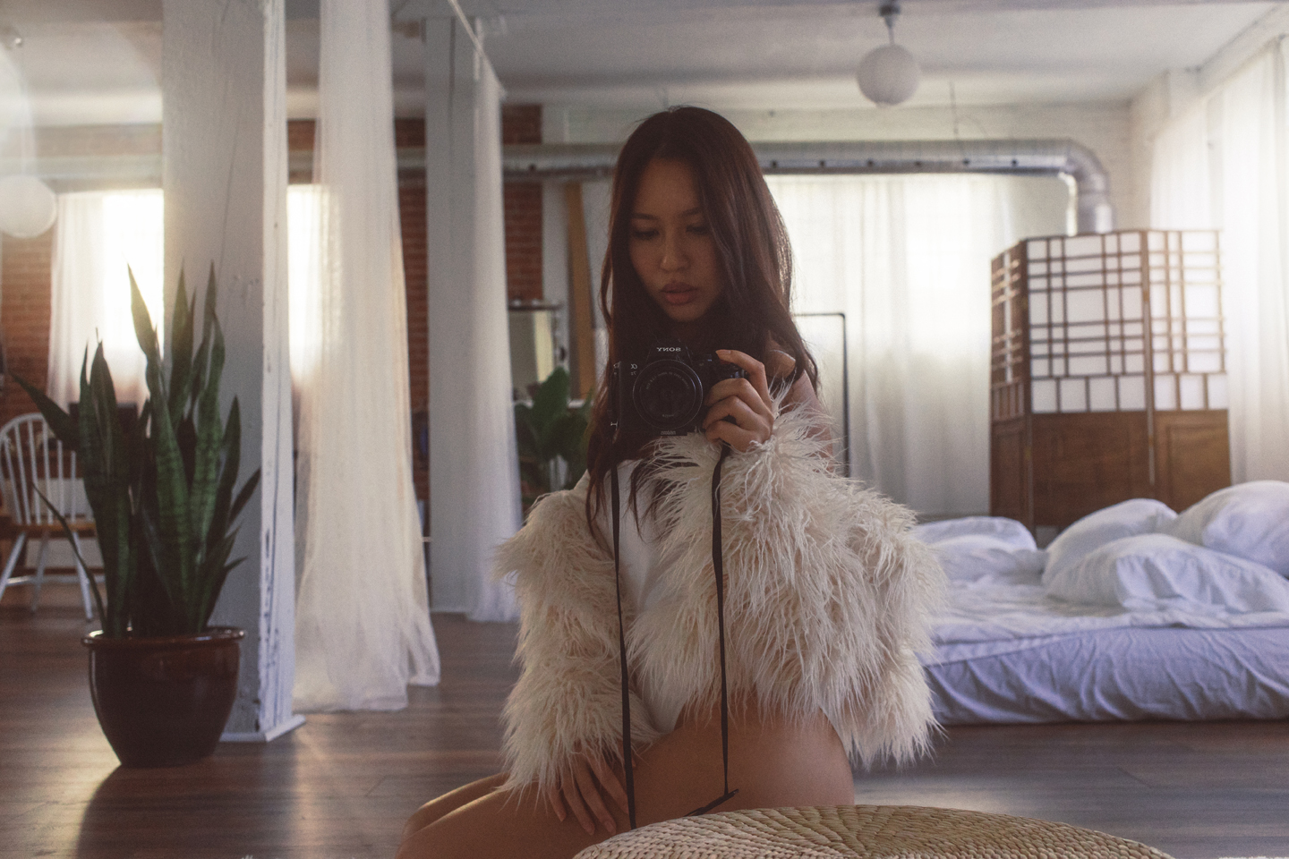 lizzynopants-elizabeth-ai-quyen-the-lunar-boudoir (3)